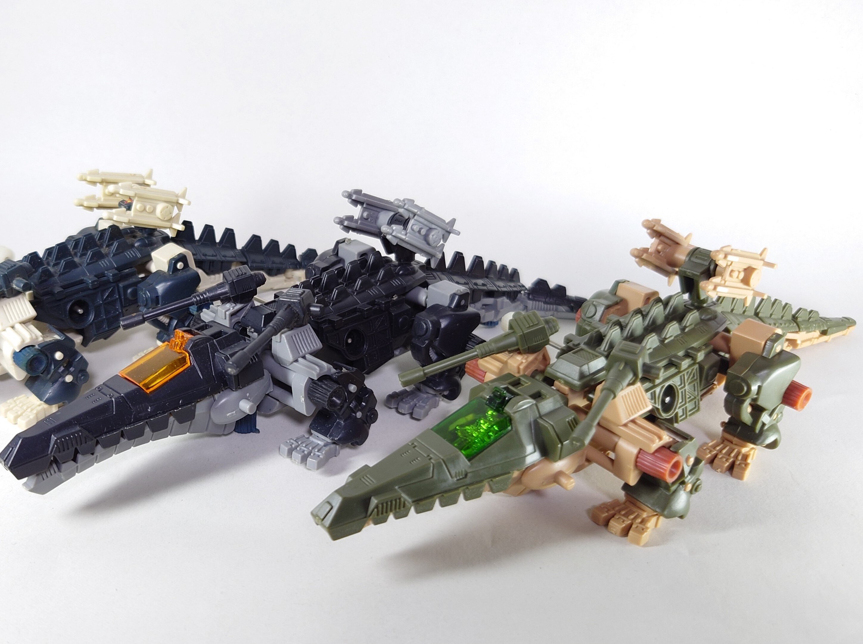 ROBOSTRUX CHOMPZ(バリゲーター)｜rz