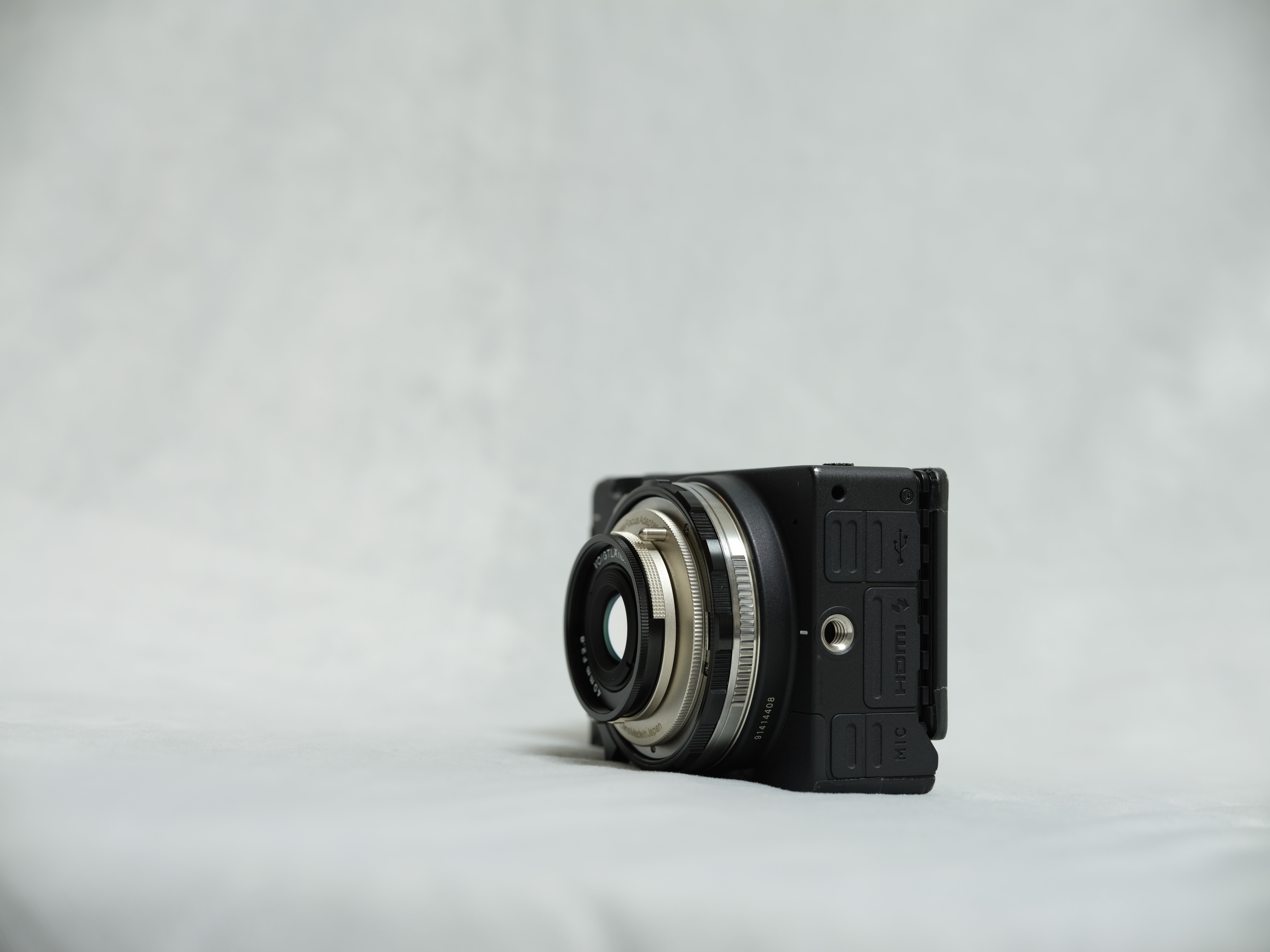 レビュー】プチ・フルサイズ Voigtlander HELIAR 40mm F2.8(沈胴)を