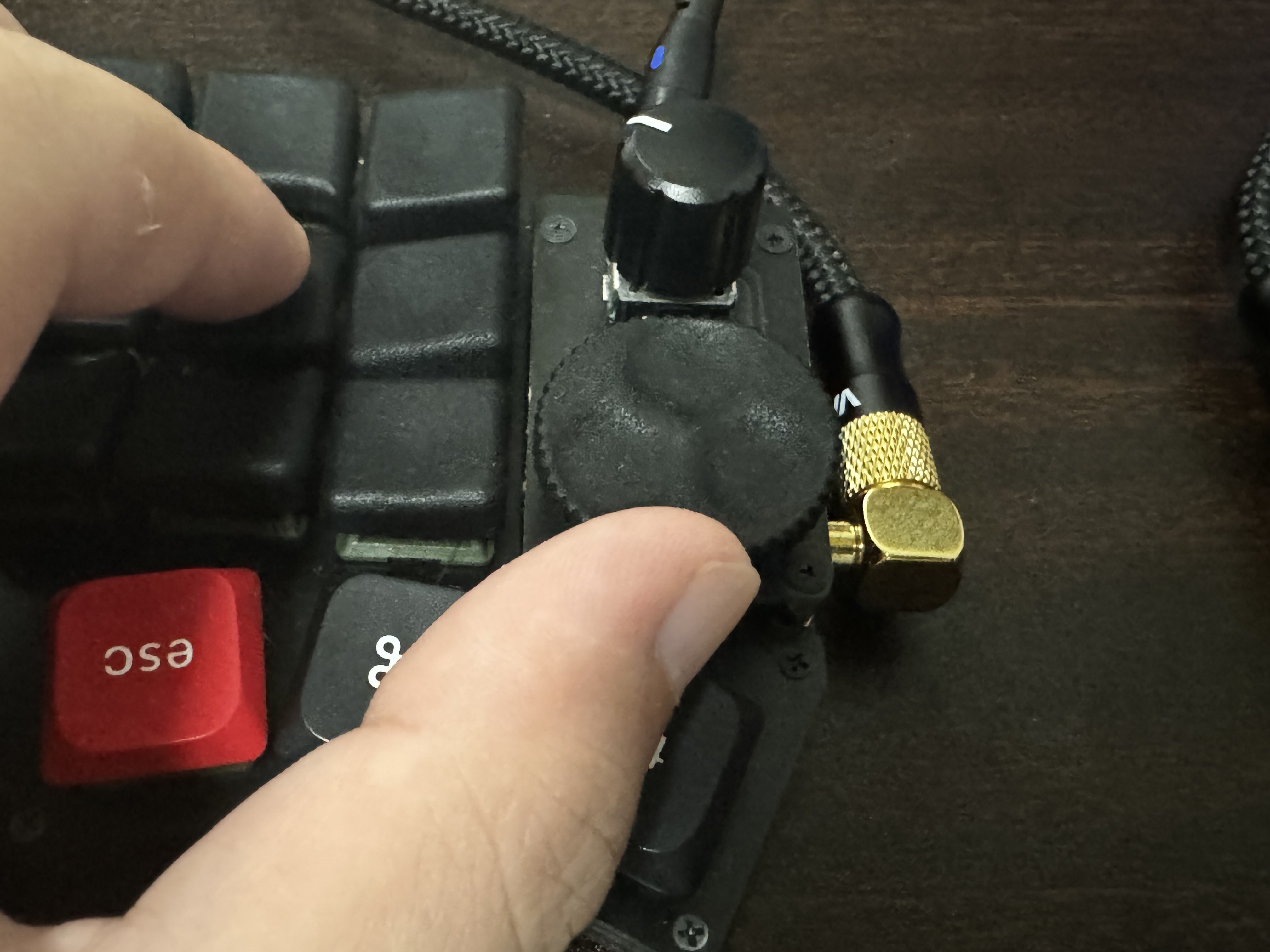 自作キーボード】Wing42を組んだ話｜尖兵