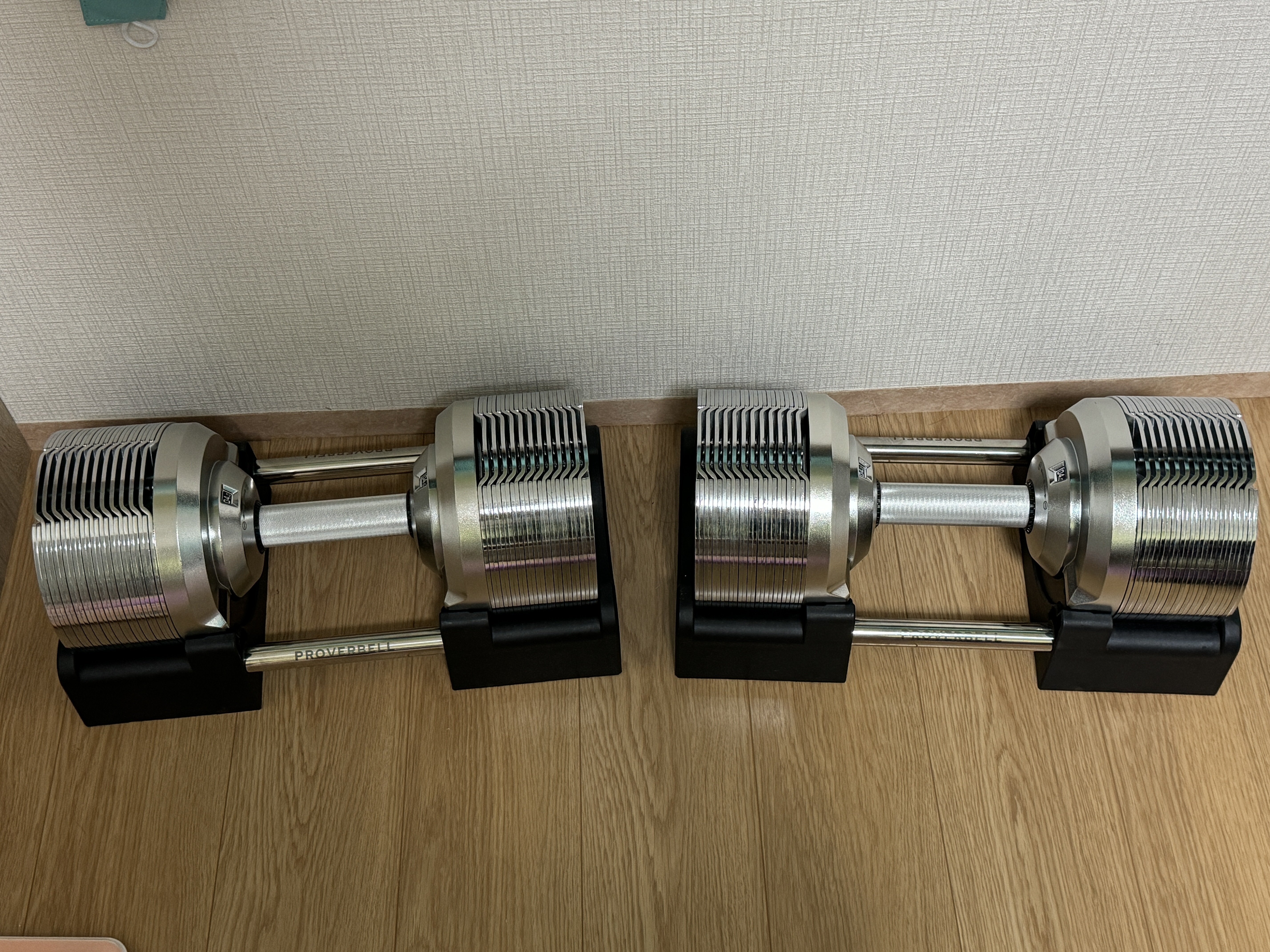 最近筋トレ始めたから買ってよかった物を紹介します｜つるけん