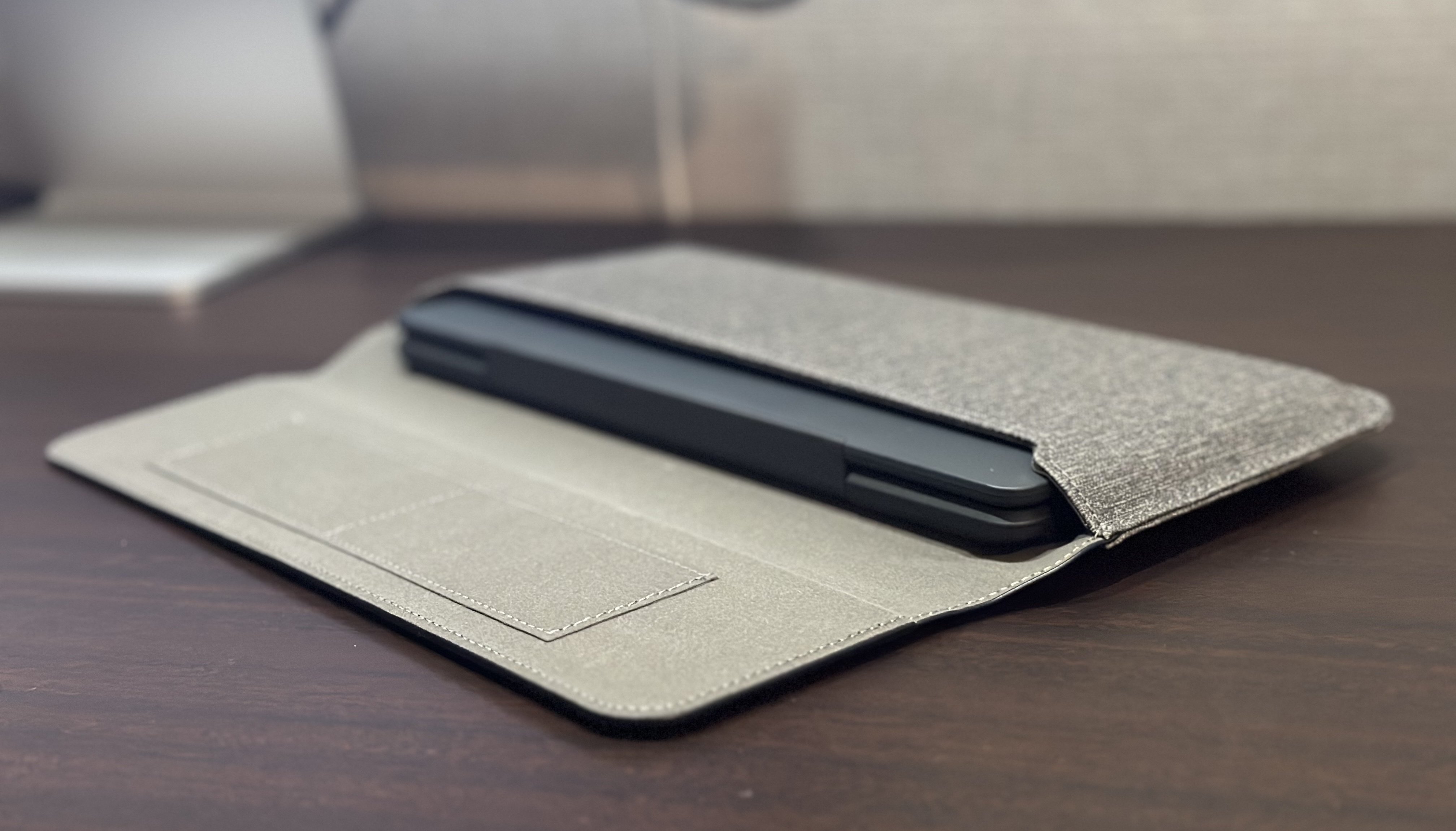 ポメラDM250 3週間使っての感想とケースの話｜傘クリエイター つじの