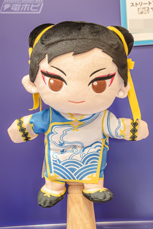 時々ボソッとロシア語でデレる隣のアーリャさん』水着のアーリャ