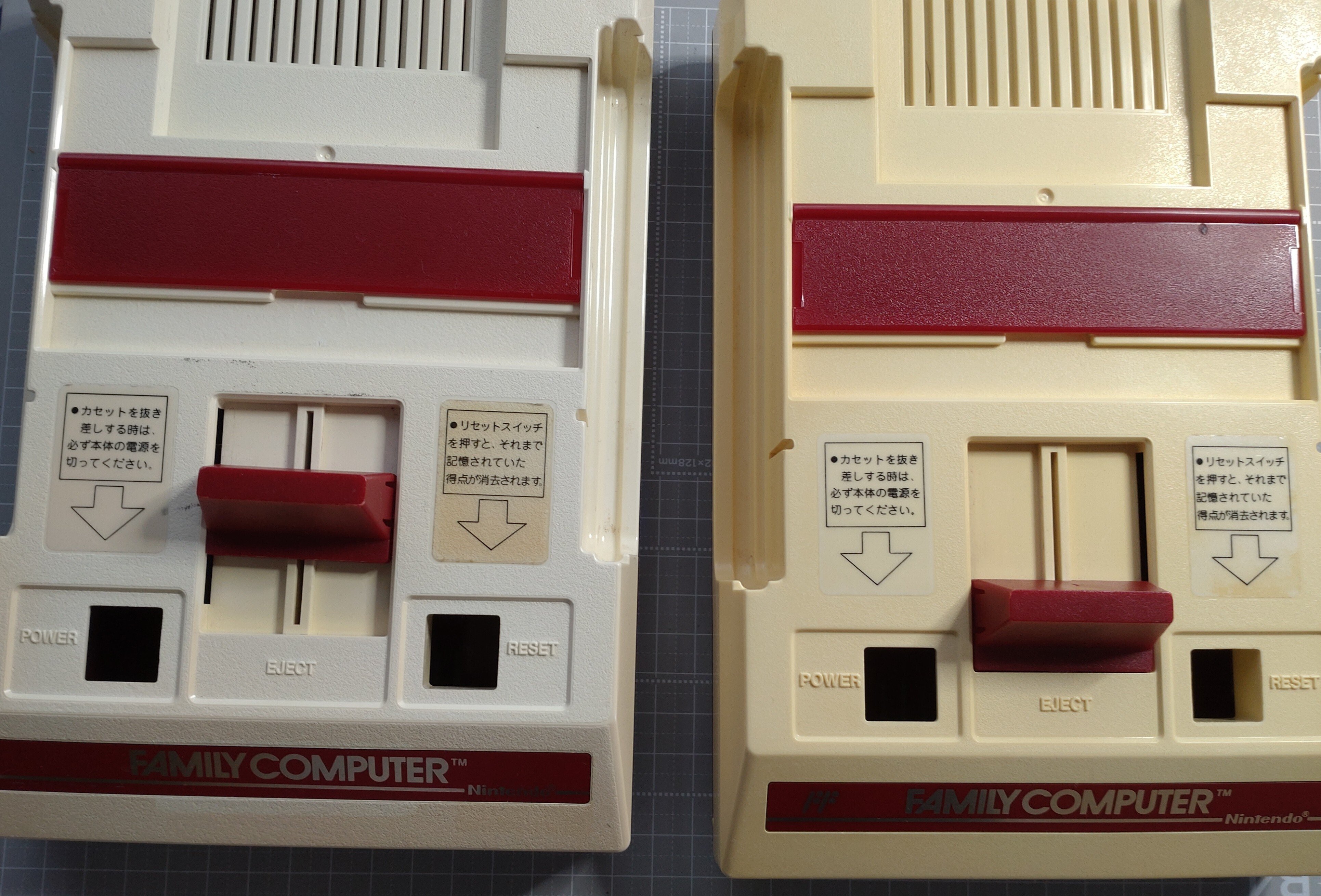赤白ファミコンには2種類あったことに気が付いた今日この頃｜とみぃ