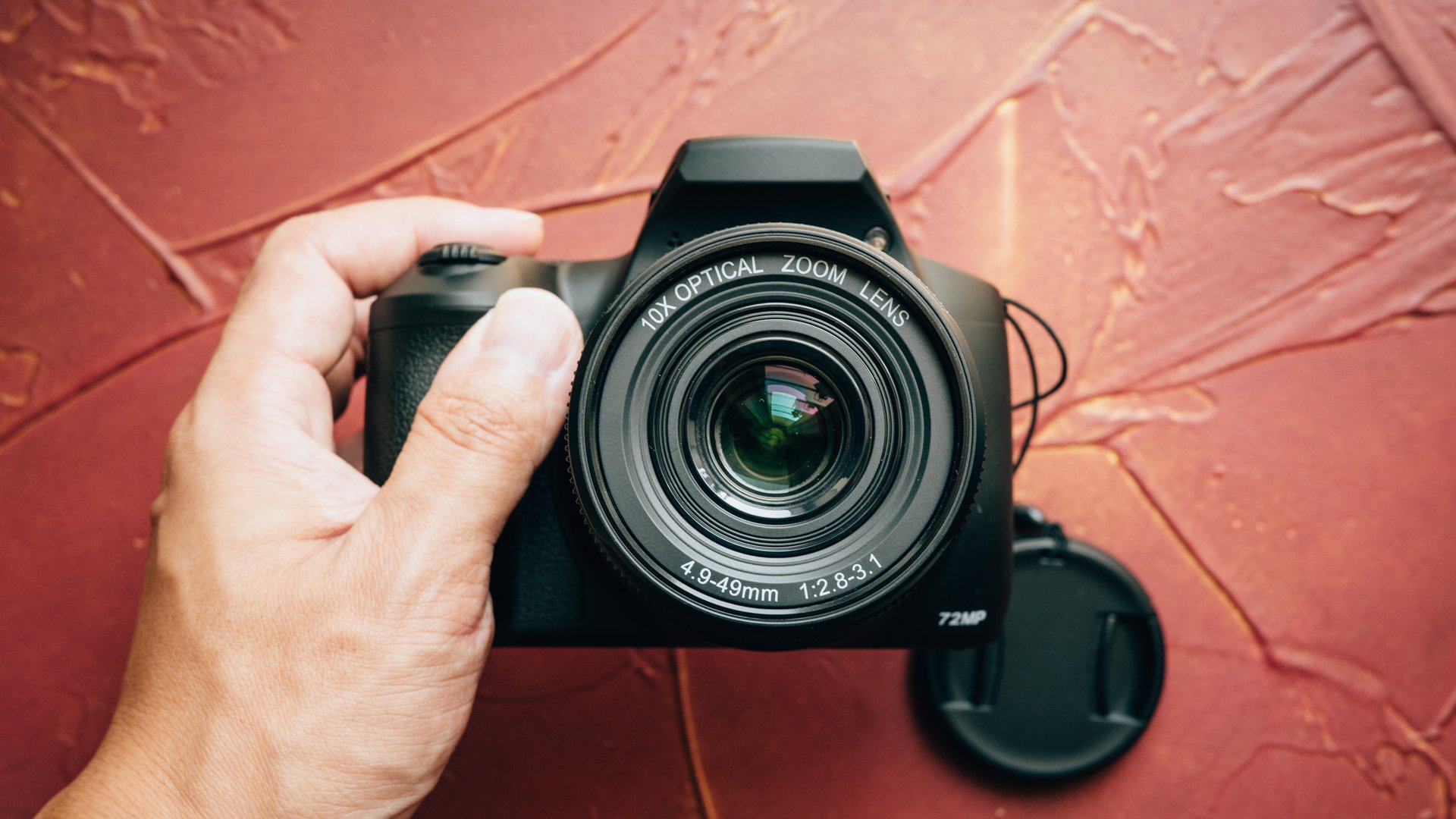 誰も買ってねぇ。ドン・キホーテの『一眼風デジカメ：Optical 10』の