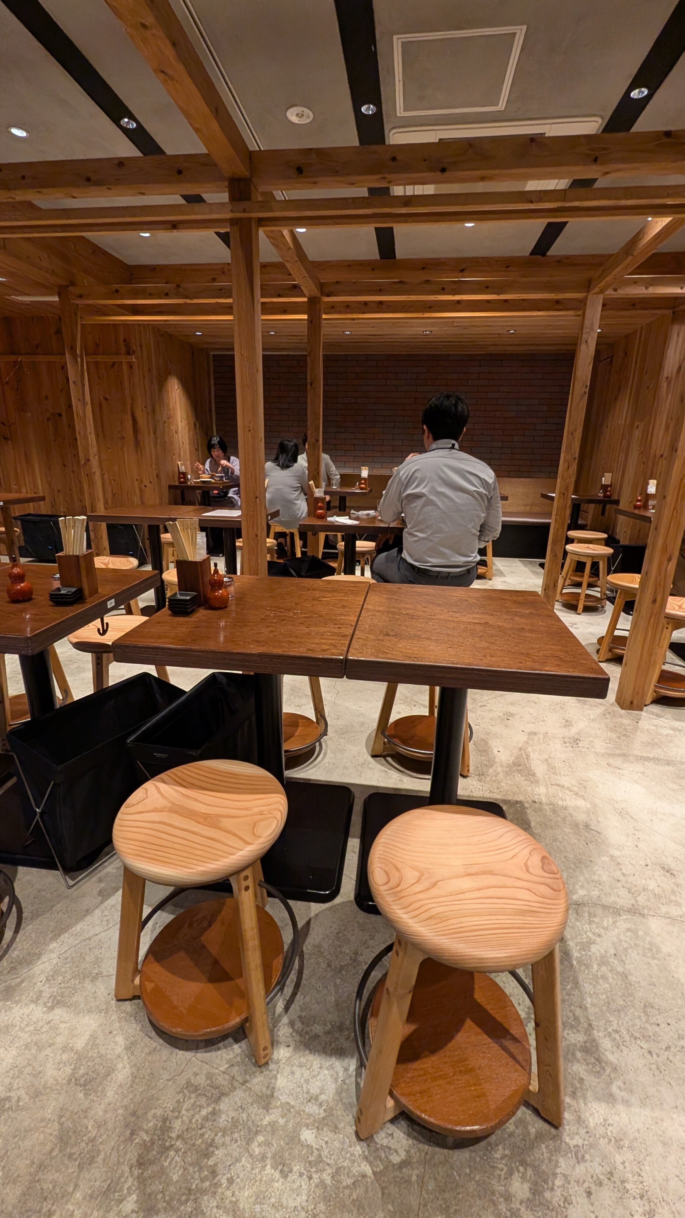 東京 とんかつ店探訪 | 日比谷OKUROJI ― 熟成とんかつ ふらい家 有楽町