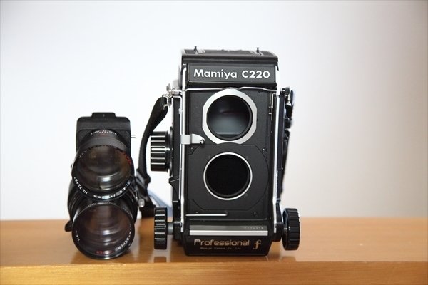 マミヤの『二眼レフ』のレンズ交換 ｜いつかどこかで
