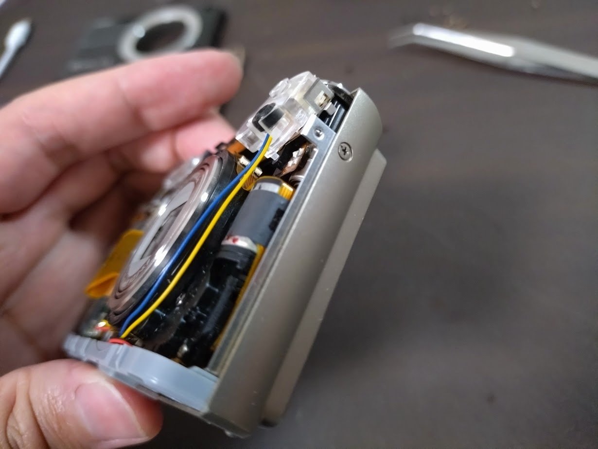 初めての「ジャンク品」購入。オールドコンデジを修理。2008年製 CASIO