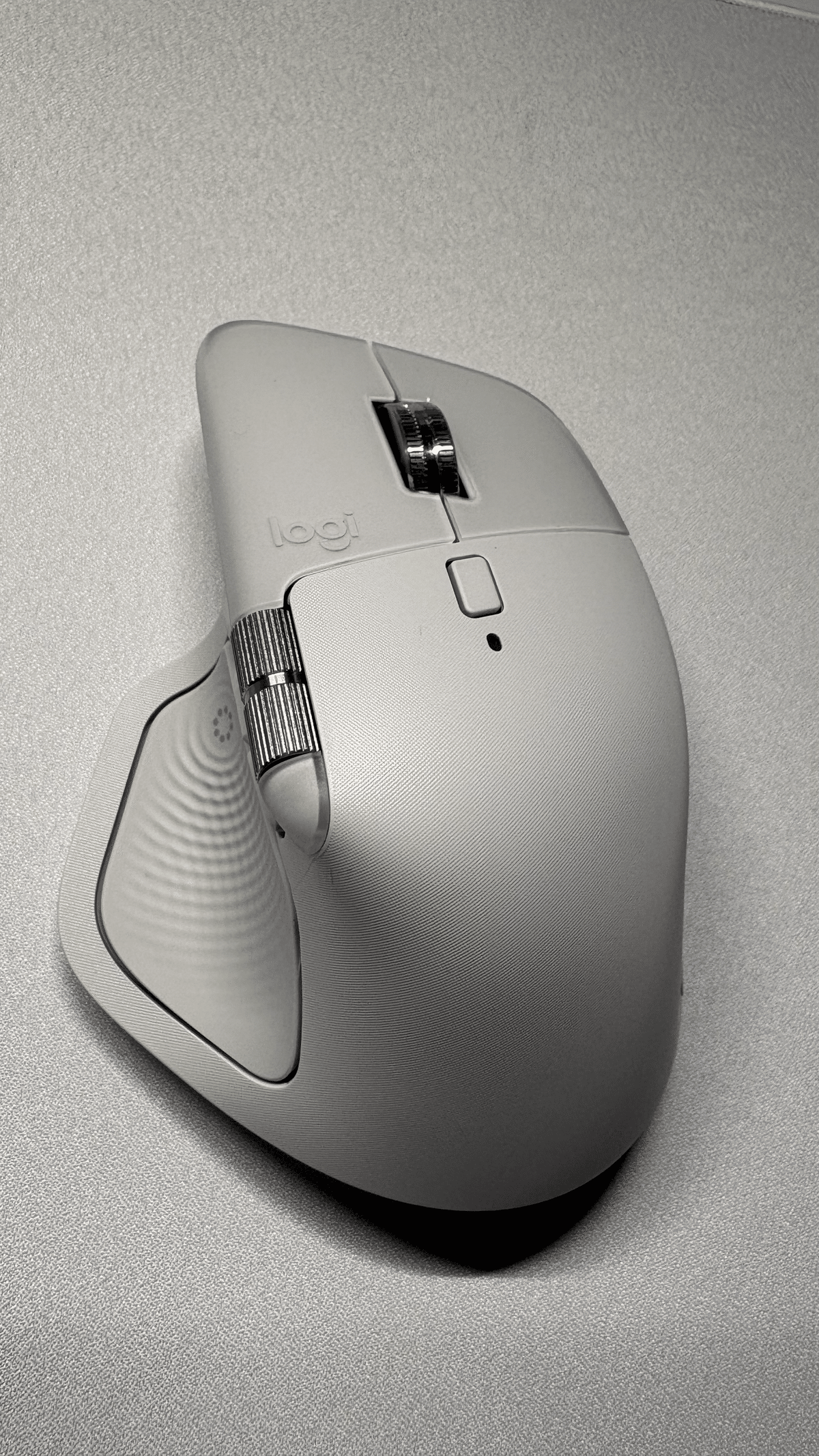 Logicool ロジクール MX Master 4 ホワイト ロジクールの新型最上位