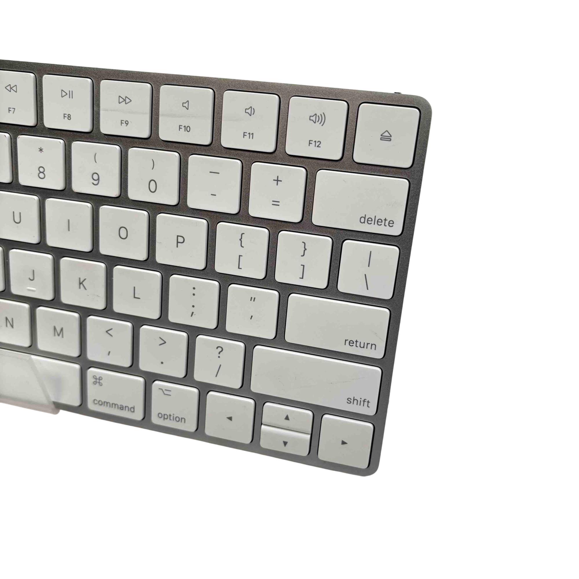 Apple A1657 Magic Mouse 2 Magic Keyboard Trackpad Bundle