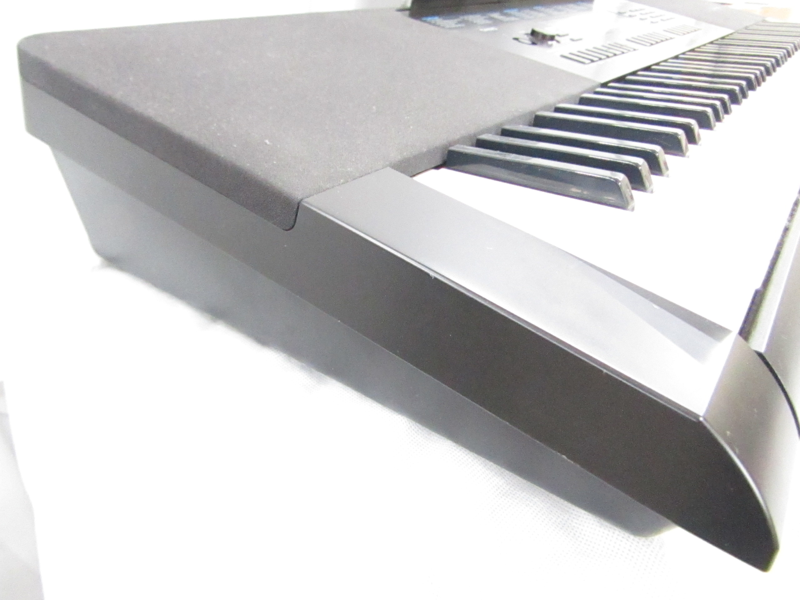 Casio WK-245 76 Key Digital Keyboard - Local Pickup Only