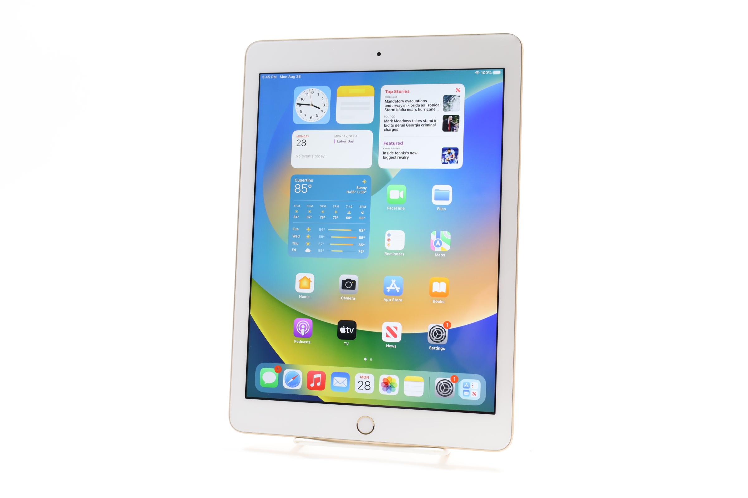 Apple iPad 5th Gen MPGT2LL/A 32GB Wi-Fi 9.7