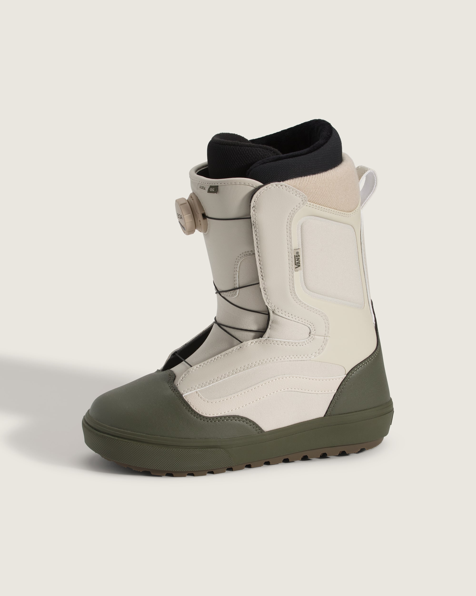 Aura OG Snowboard Boot in Grape Leaf Green / Oatmeal Beige | Vans