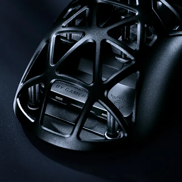 High-End Wireless Gaming Mouse – Razer Viper Mini Signature