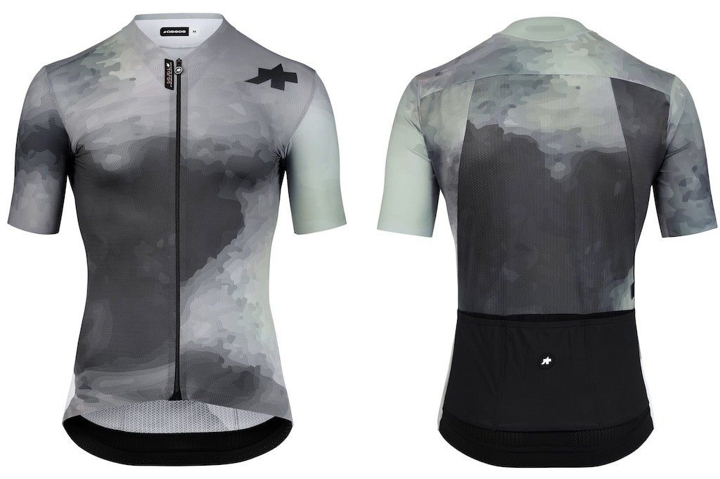 LUNA = 月をテーマにした限定ジャージ登場。クールに着こなせ！ 大人の