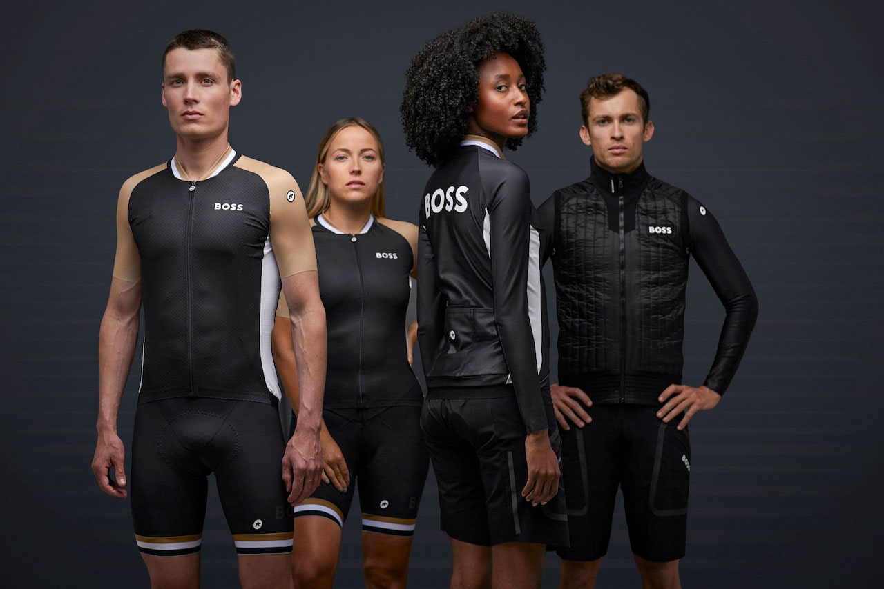 一流ファッションブランドとアソスのWネーム、「BOSS × ASSOS