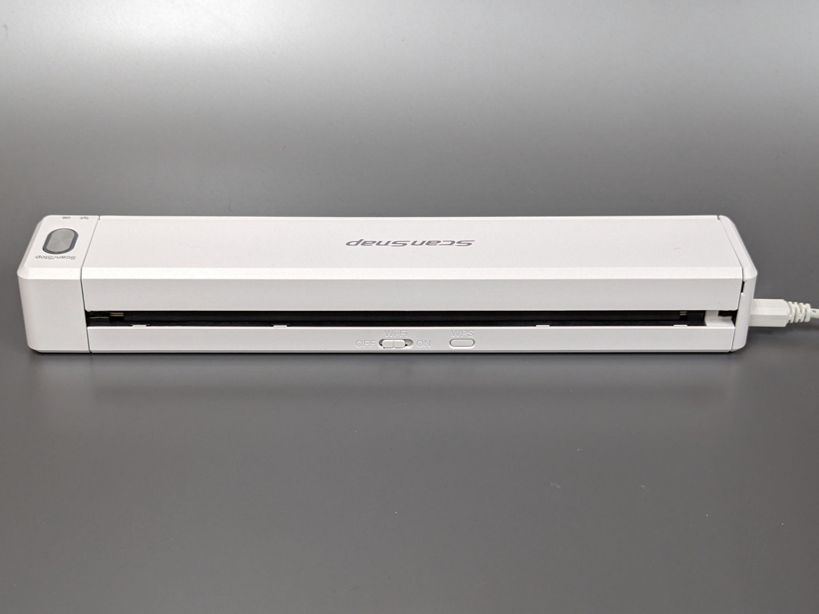 ド定番のスティック型ドキュメントスキャナ、PFU「ScanSnap iX100」の