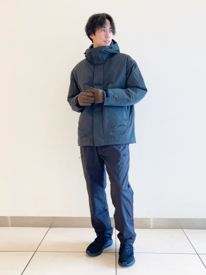 ユニクロ公式 | ハイブリッドダウンオーバーサイズパーカ