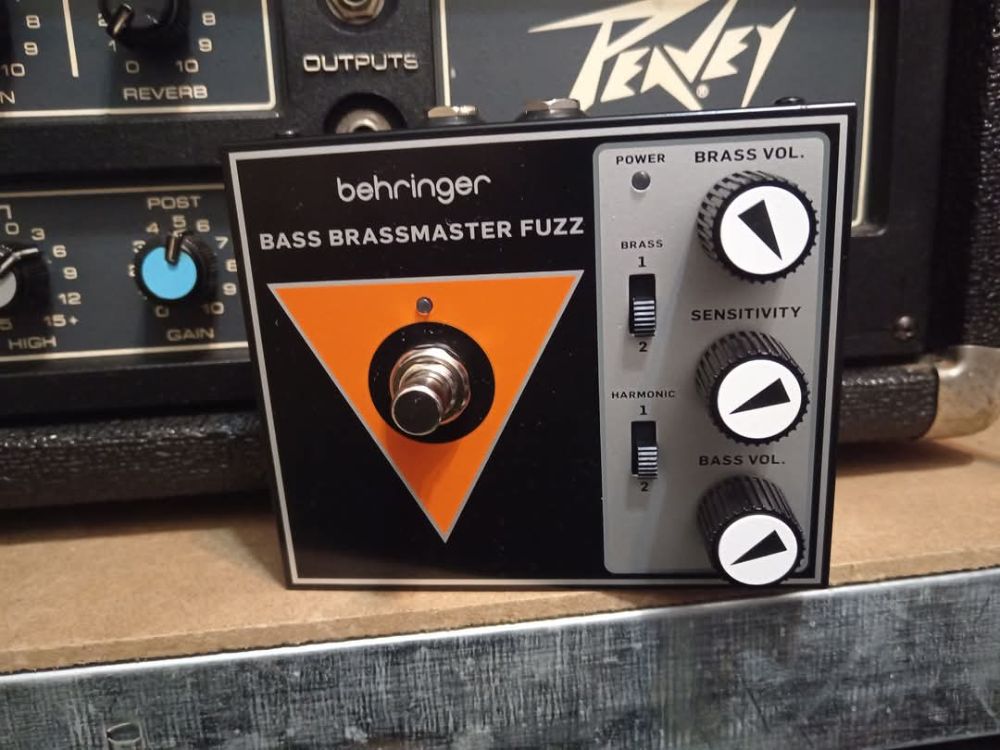 Behringer Bass Brassmaster Fuzz Pedal NAM Profiles by