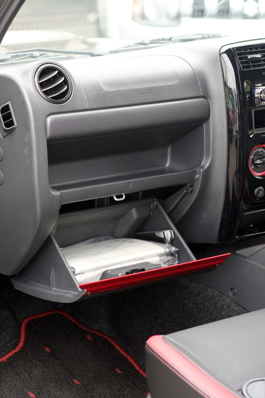 インパネトレーストッパー | ジムニー専門店アピオ