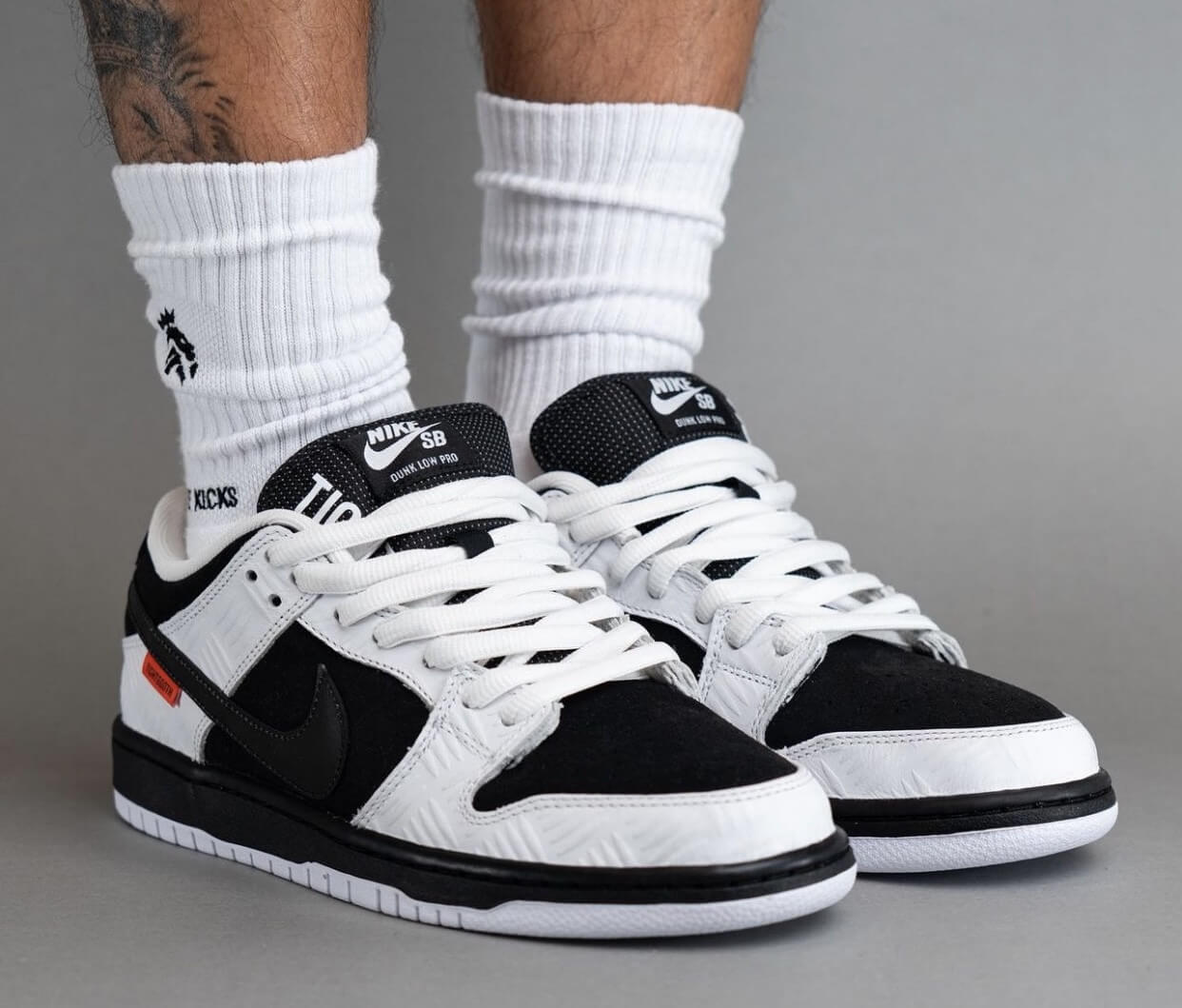 Nike SB Dunk Low x TightBooth – YankeeKicks Online