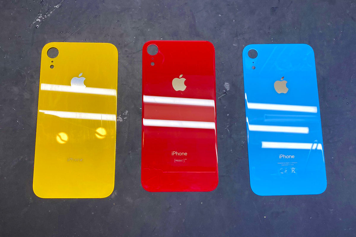 iPhone XR 背面ガラス割れ 修理神戸お店 | APPLEMAC三宮元町駅前店
