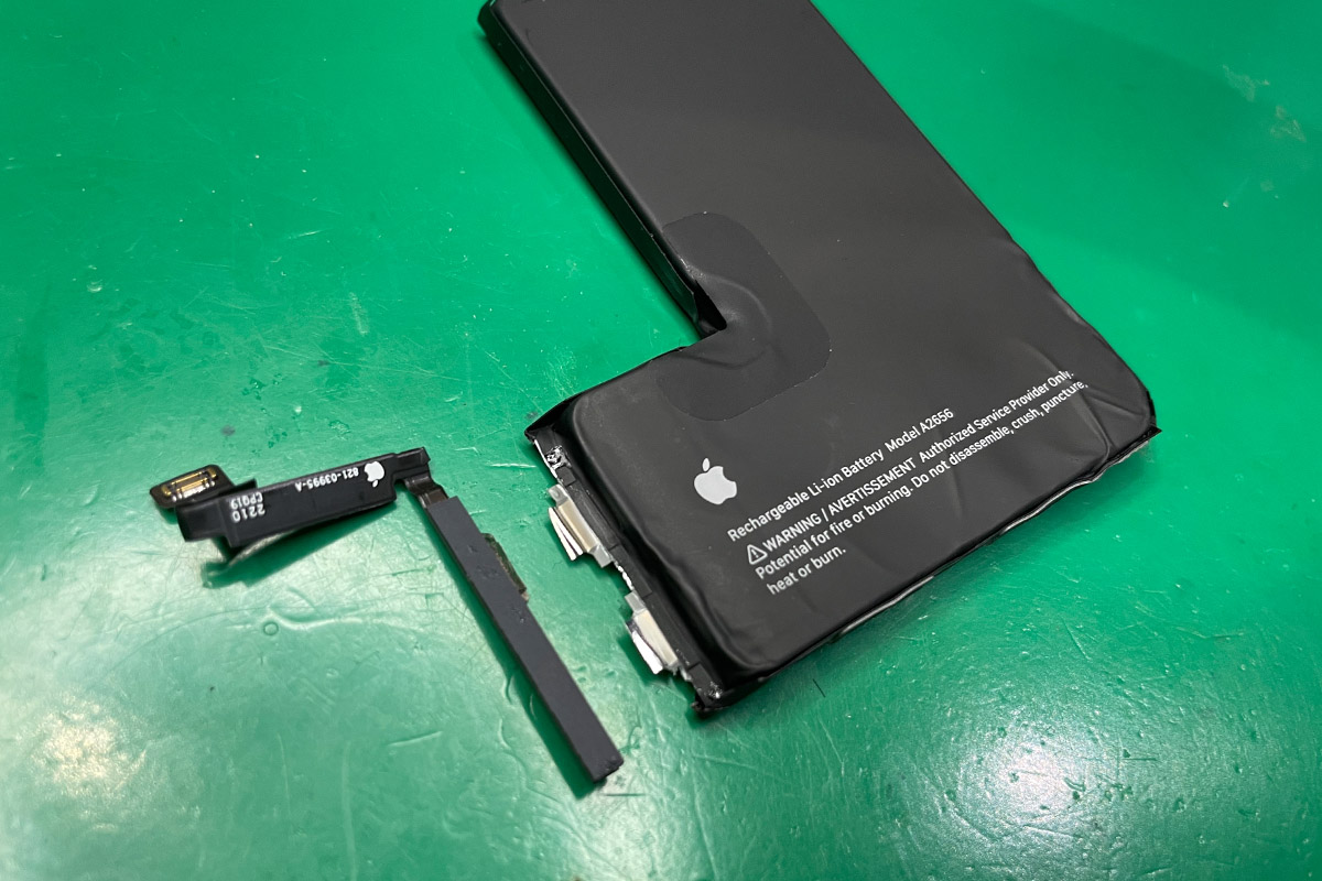 iPhone 15 Pro Max BMS交換後に100%表示バッテリー交換修理 | APPLEMAC