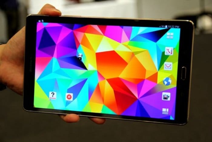 Bluetoothキーボードを搭載、ドコモ「GALAXY Tab S 8.4 SC-03G