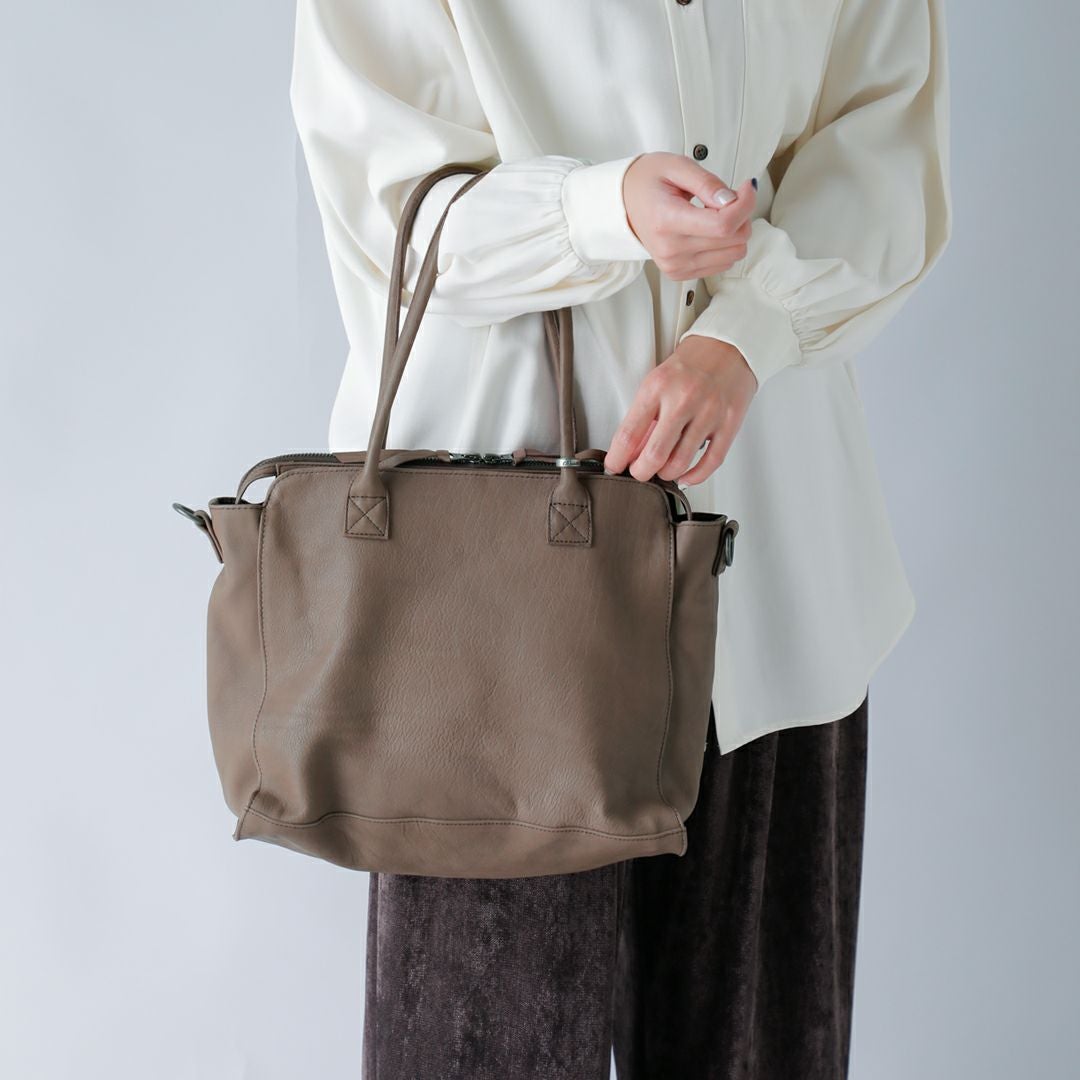 30%OFF】CHRISTIAN PEAU クリスチャンポー 2way レザー ショルダー