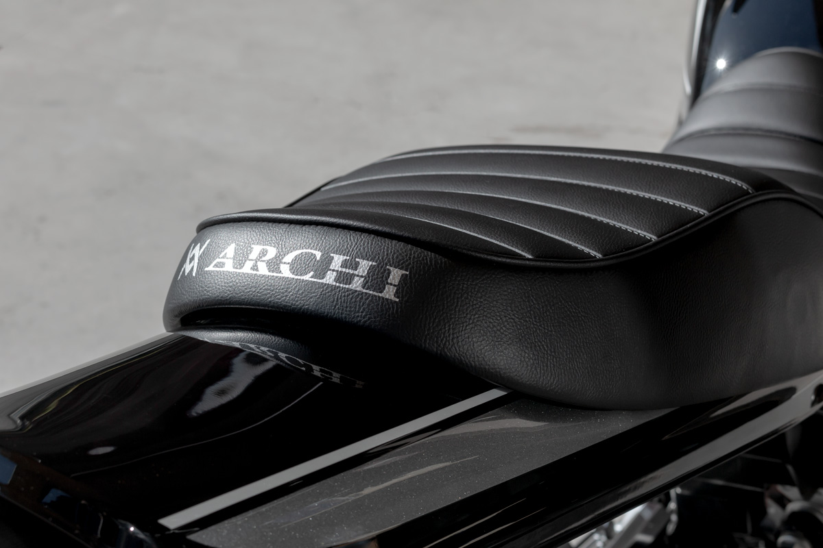 ≪Z900RS専用 ARCHIシートASSY タックロールの開発≫ | 開発情報 | ARCHI