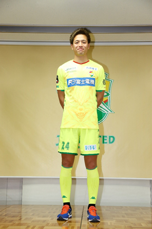 2020シーズン 新ユニフォームデザインについて | トップチーム