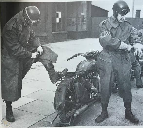 Soundman / Douglas | ARCH 市電通り