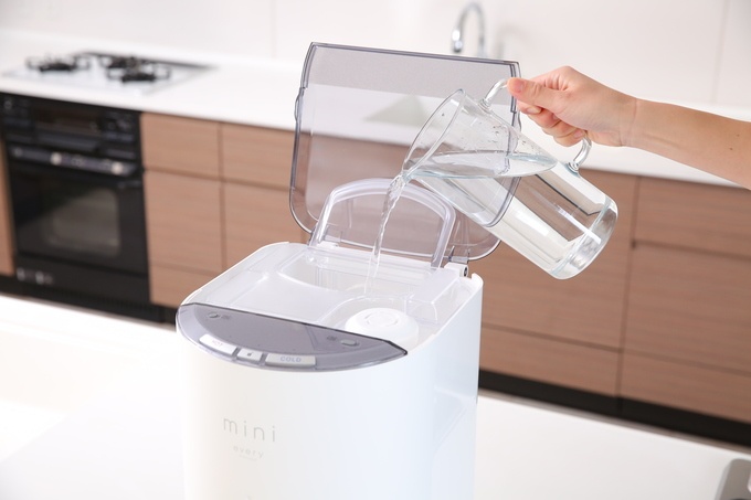 工藤静香も大絶賛！業界初、水道水を注ぐだけのウォーターサーバーが新