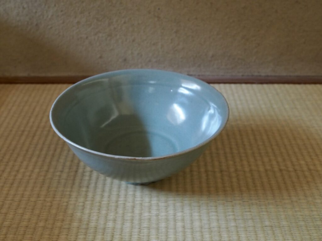 高麗青磁素文鉢 | 古美術いもと