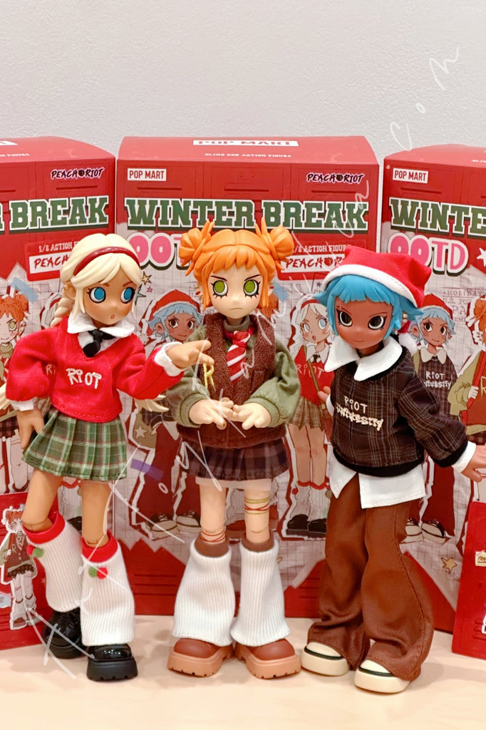 Peach Riot Winter Break OOTD Series 1/8 Action Figure | POP MART