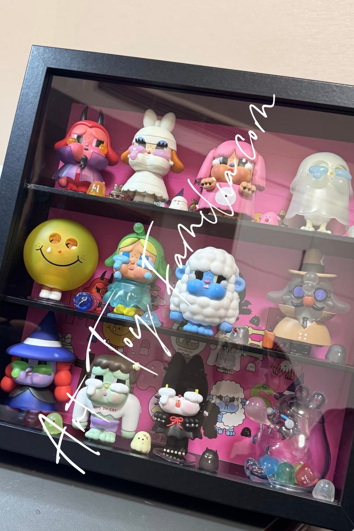 Crybaby Monster Tears Series | POP MART – Art Toy Familia
