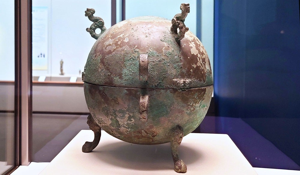 レビュー】中国古代青銅器をヒントに鋳金作家が制作した新作が勢ぞろい