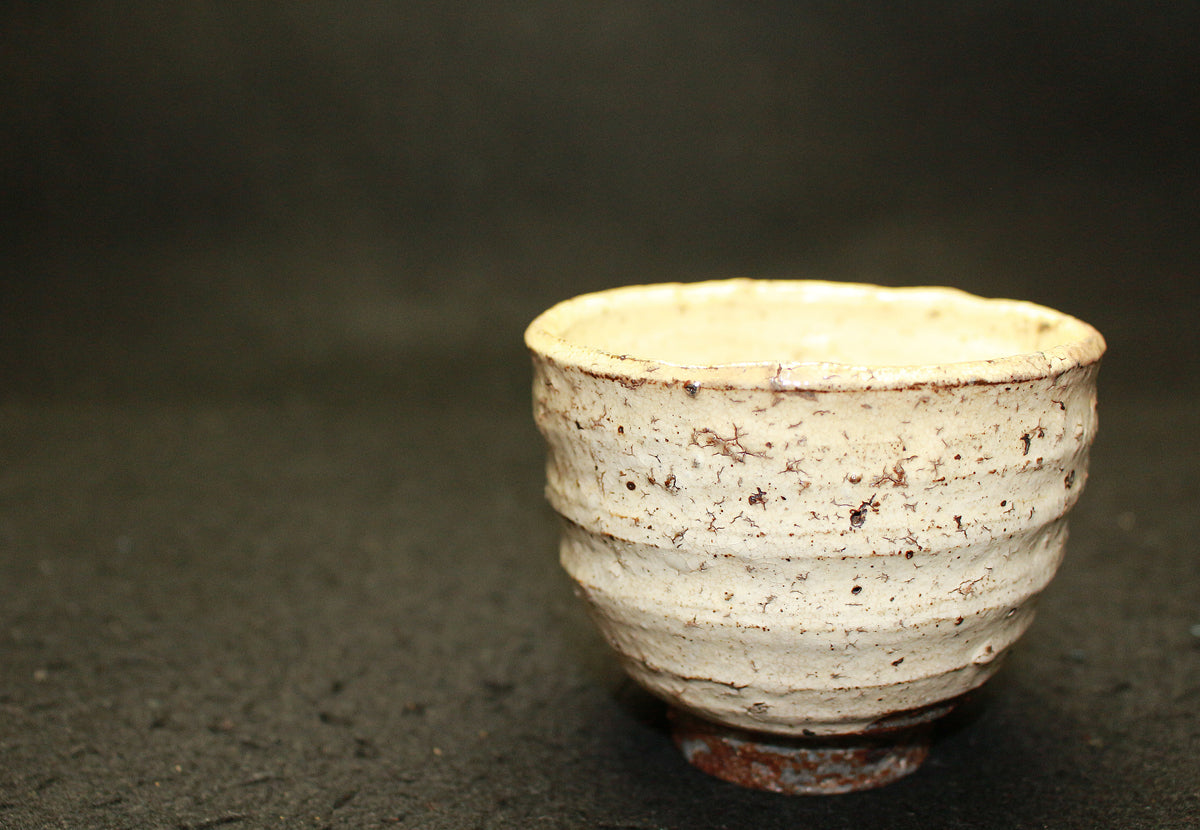 26100 中川自然坊 粉引唐津汲み出し湯呑 NAKAGAWA Jinenbo – アート飛田