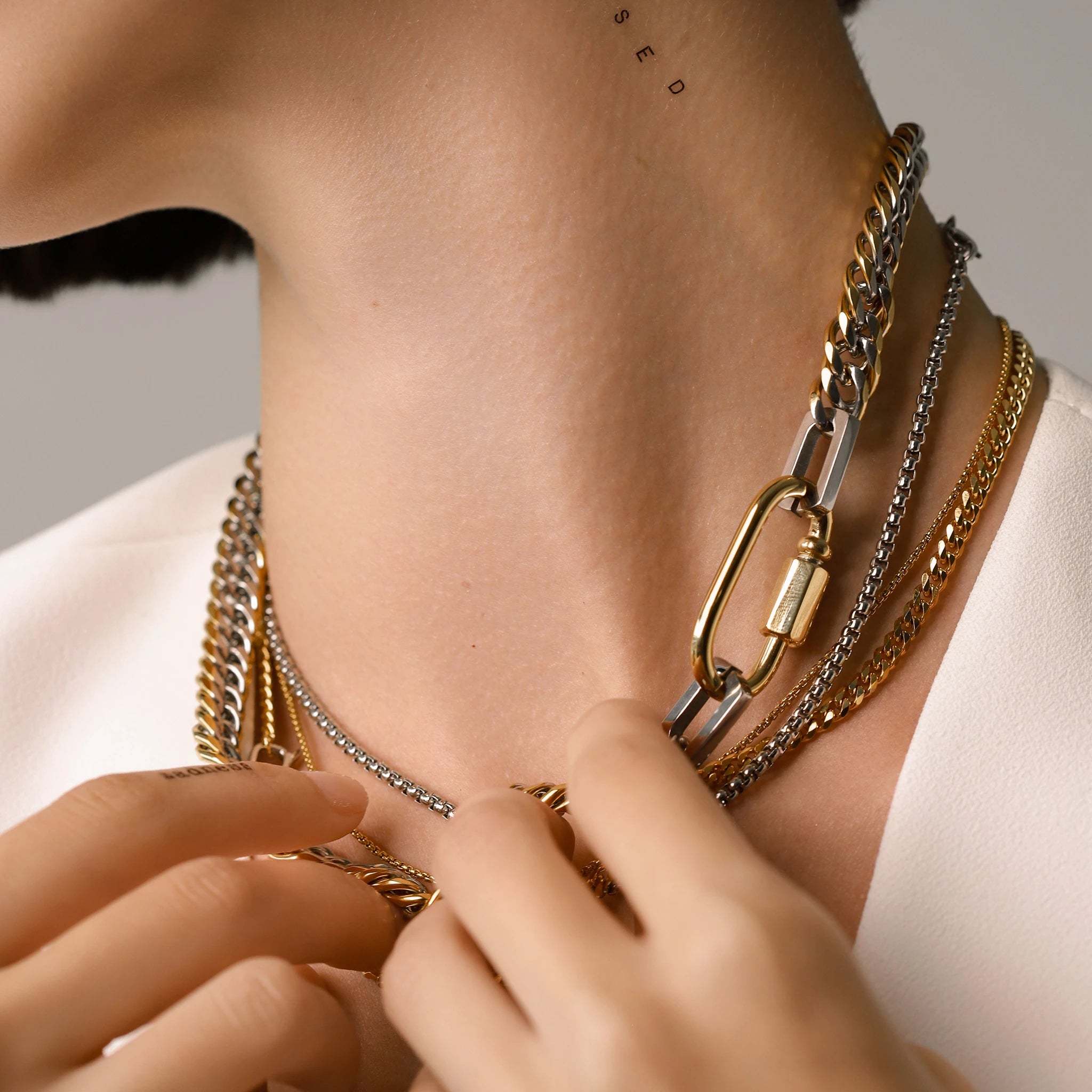 The Carabiner Layered Necklace Set– Artizan Joyeria