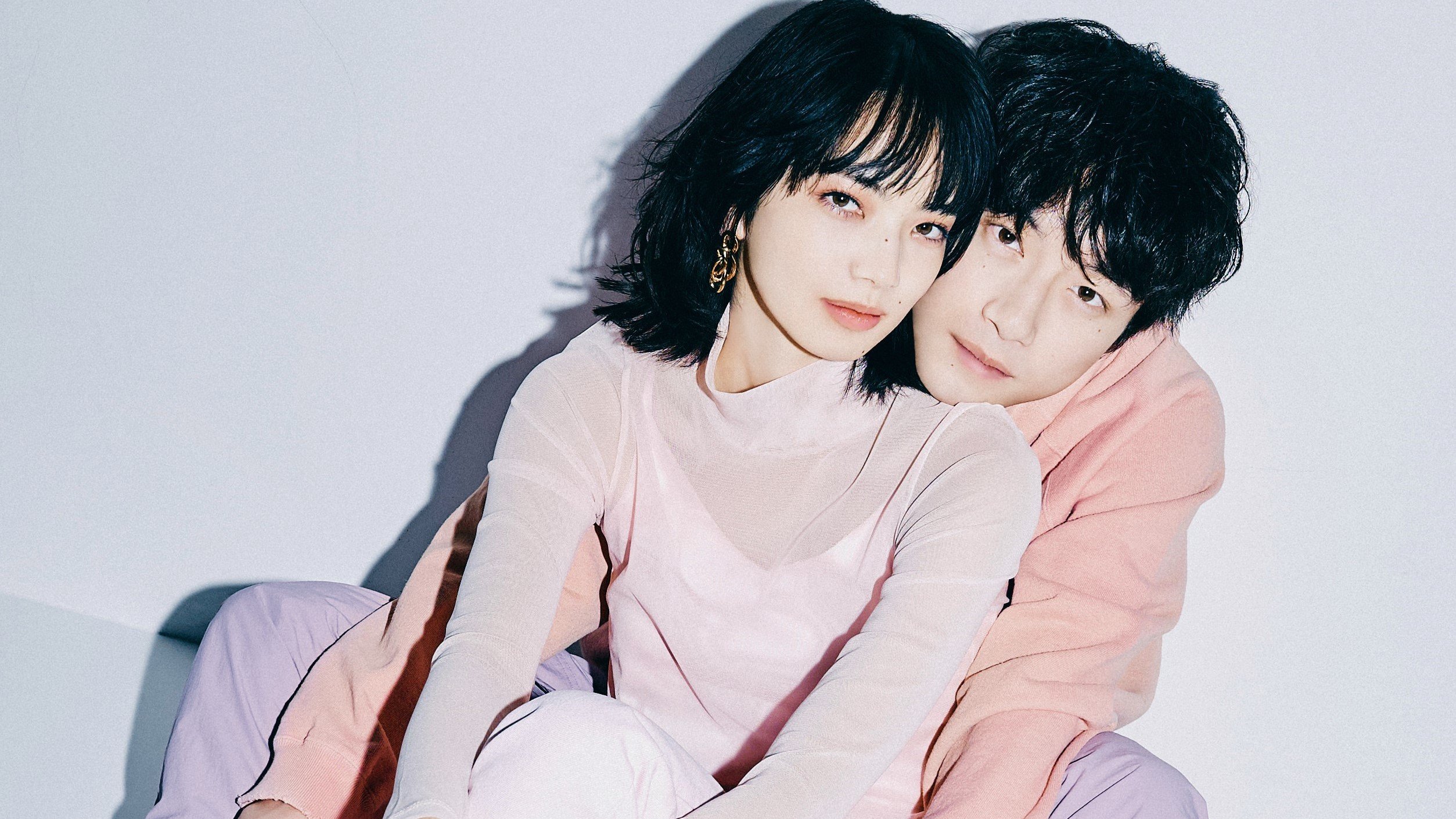 映画『余命10年』で初共演の小松菜奈・坂口健太郎、仲睦まじい姿が話題