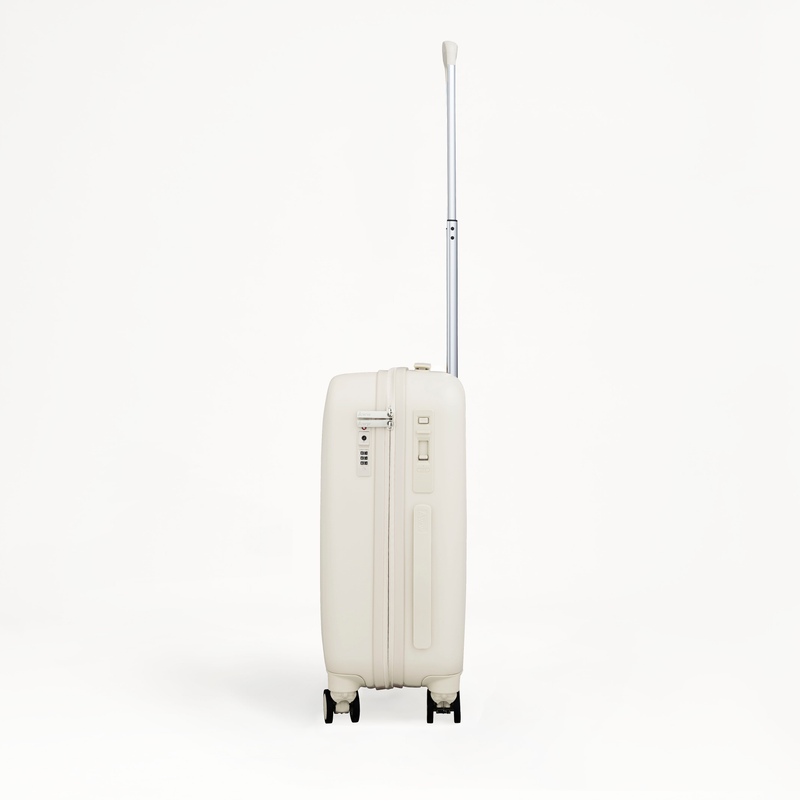 スーツケース／キャリーケース】Aww -TRIP- (機内持ち込み対応)(WHITE