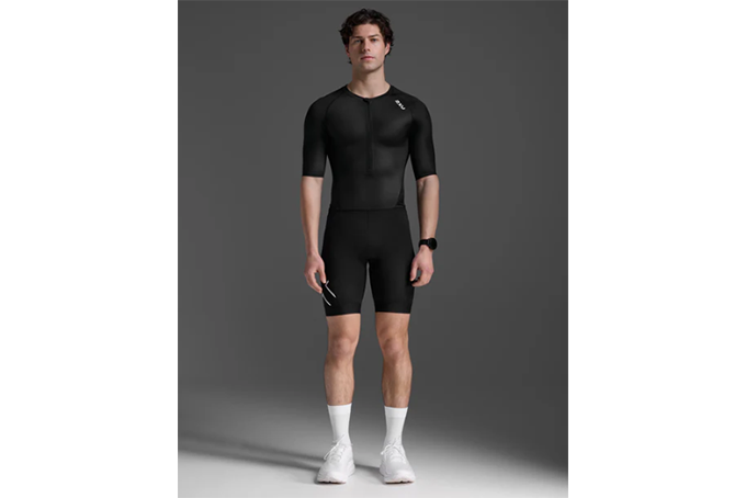2xu-Core-Sleeved-Trisuit-Black