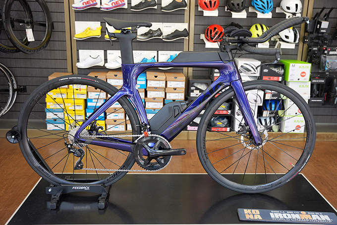 Cervelo P-Series Disc DEEP BLUE SUNSET 105完成車 | トライアスロン