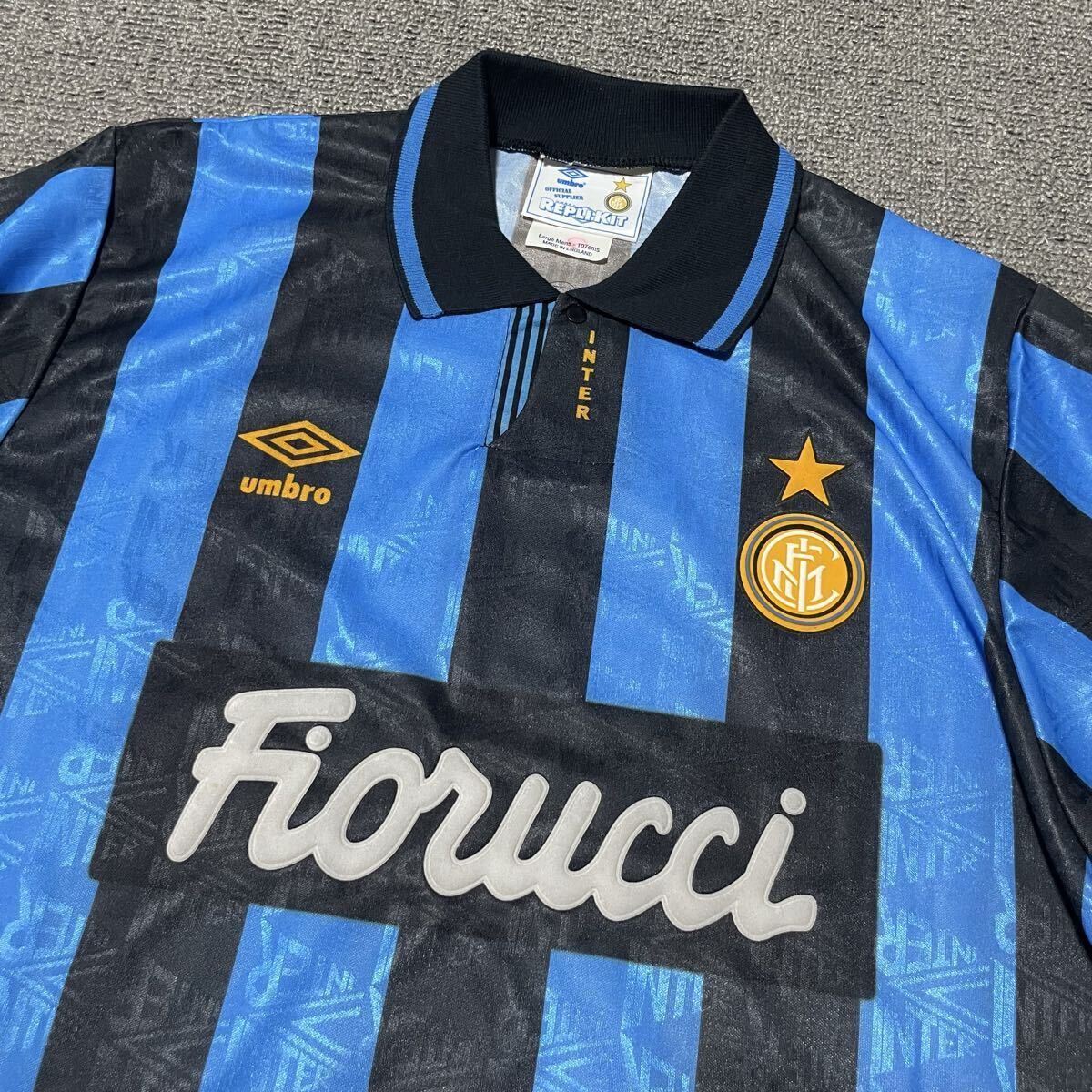 インテル アンブロの値段と価格推移は？｜1件の売買データからインテル