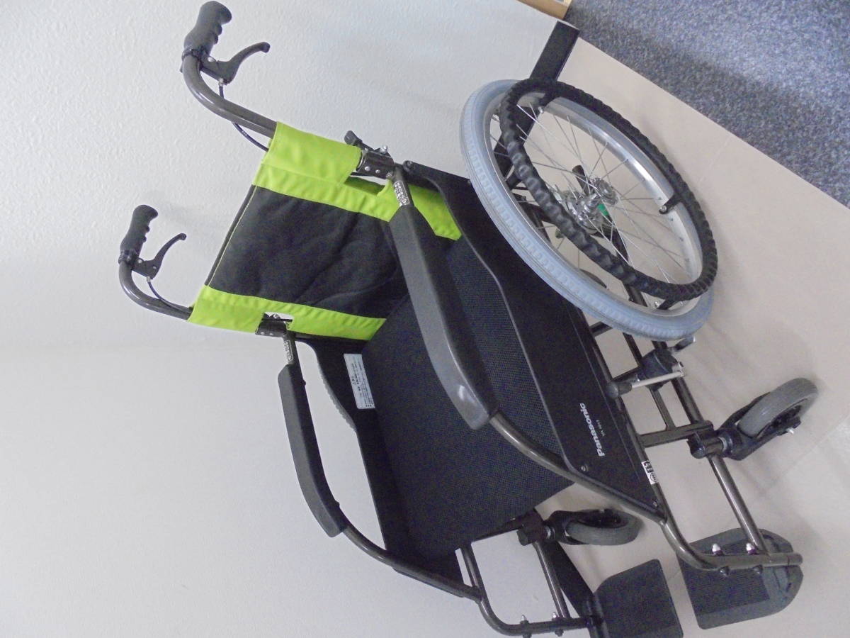 パナソニック電工株式会社 おでかけ車いす ルッタ VA10132