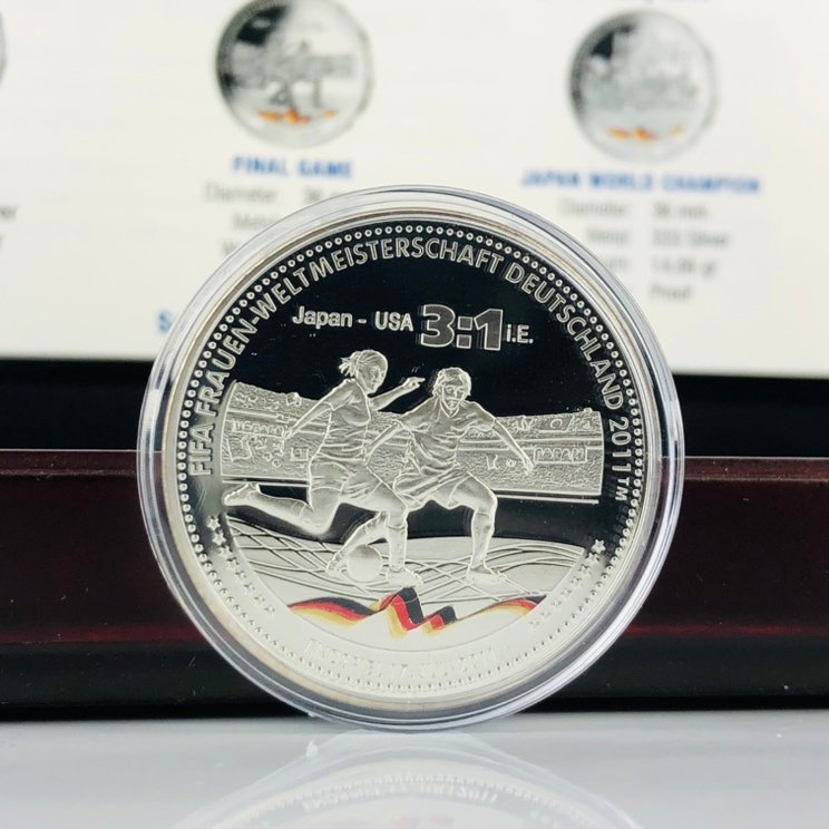 プレミア品！FIFA女子2011年W杯ドイツ大会優勝記念メダルセット
