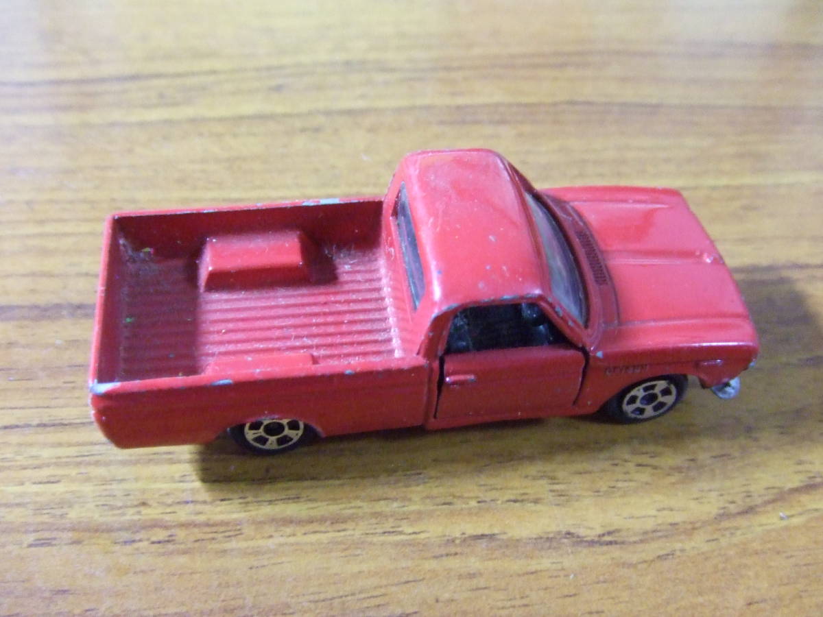 J584 希少！香港トミカ tomica 香港製 NO.42 S=1/62 ダットサン