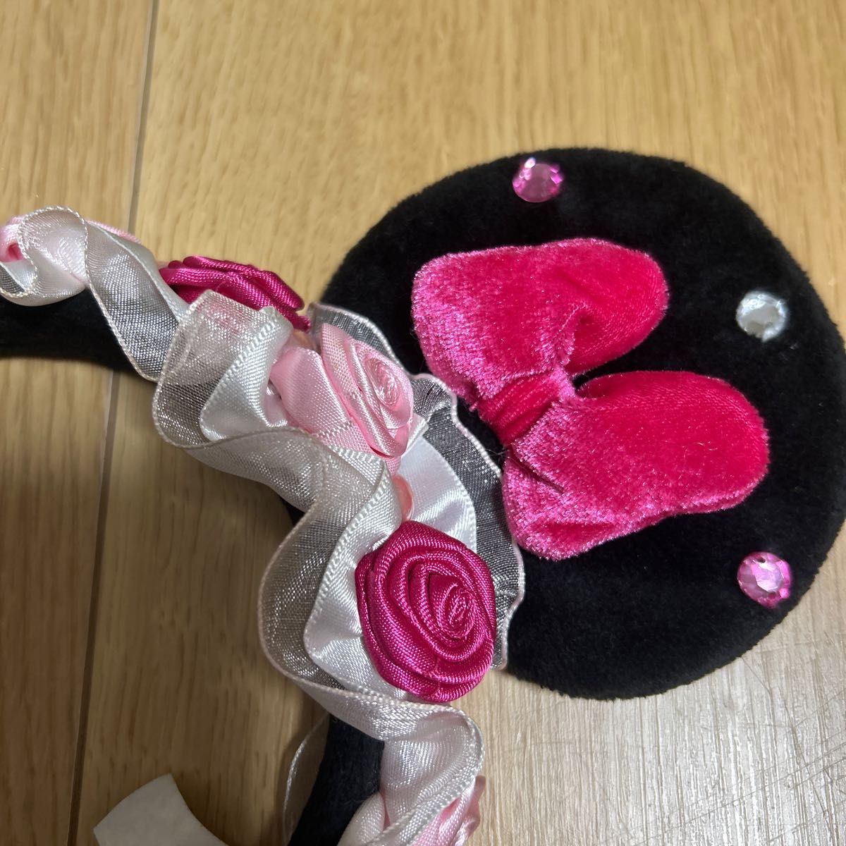 ディズニー ミニー カチューシャ ピンクリボン バラ 薔薇 レース レア