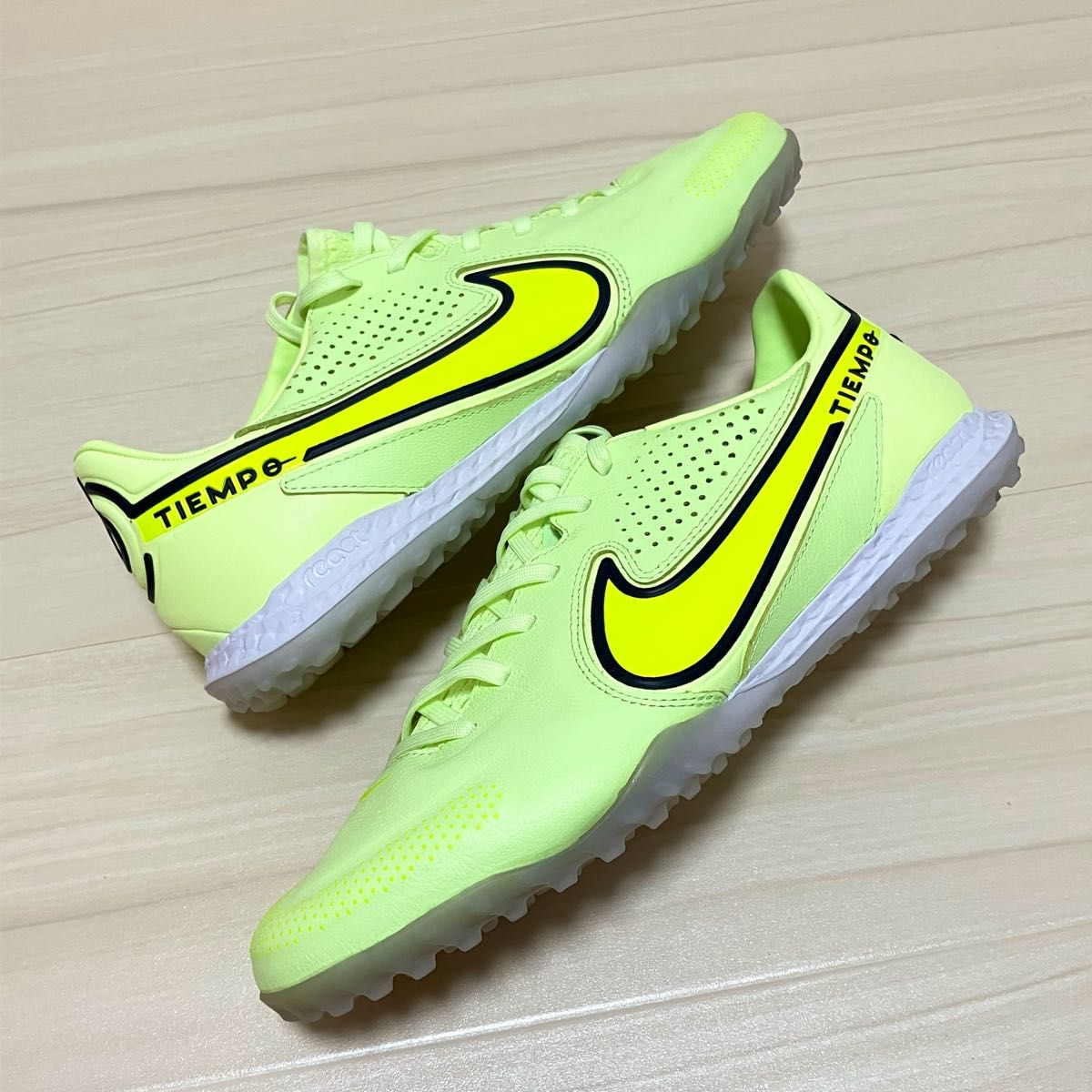 美品 NIKE ナイキ リアクト ティエンポレジェンド9 プロ TF 27 5cm