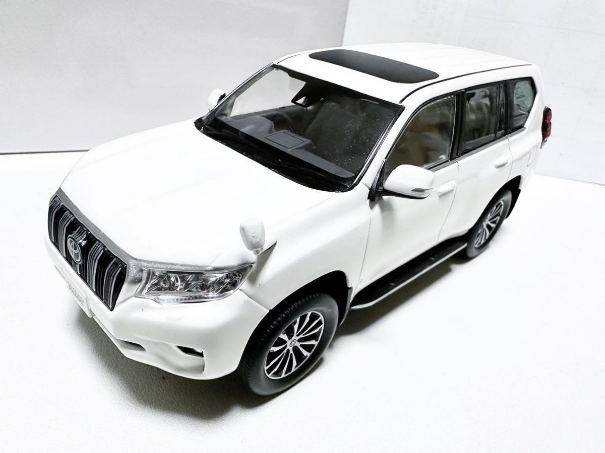 非売品 トヨタ ランドクルーザー プラド ランクル 白 070 150系 後期