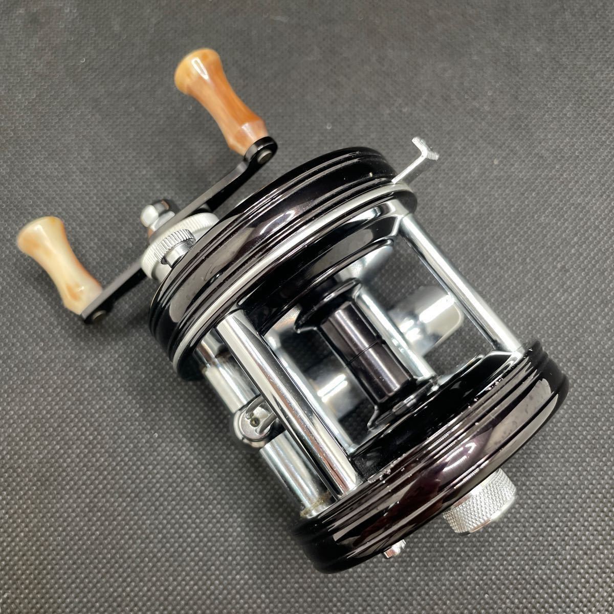 アブガルシア アンバサダー レコード5000 ブラック ABU GARCIA